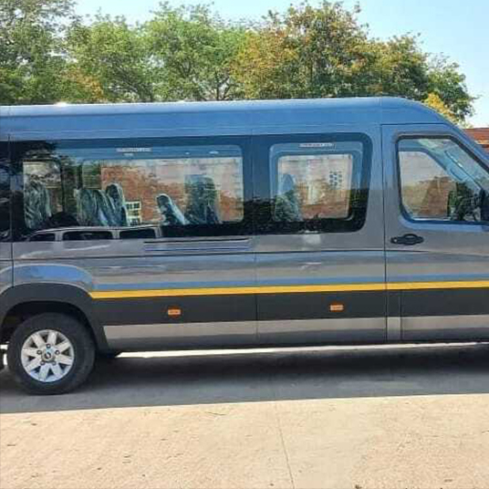 Taj Luxury Tours